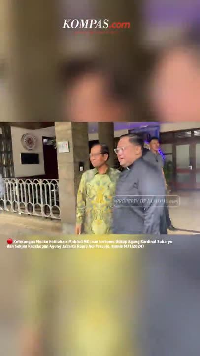 Momen Mahfud Kembali Kunjungi Katedral karena Kurang Sehat Saat Natal #Shorts