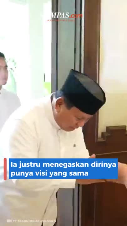 Prabowo: Saya Menyatu dengan Jokowi Bukan karena Bekas Saingan #Shorts