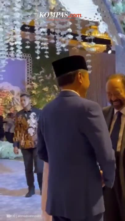 Momen Akrab Jokowi dan Surya Paloh, Berbincang dan Tertawa Bareng