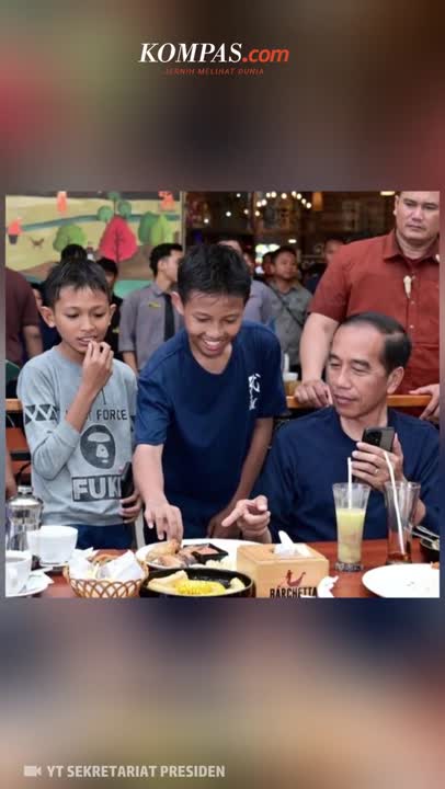 Momen Jokowi "Nge-mal" di Lubuklinggau Sumsel Ajak Bocah Makan di Mejanya