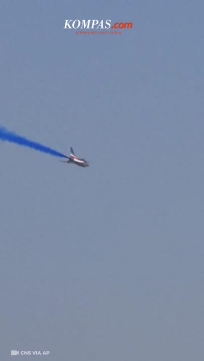 Penampakan Jet Tempur China Beraksi di China Airshow #Shorts