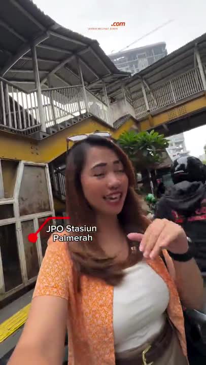 Turun di Stasiun Palmerah Udah Gak Bau Pesing