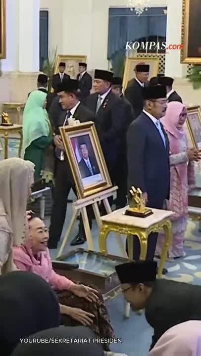 Momen Gus Ipul Dan Kapolri Sungkem Ke Istri Gus Dur