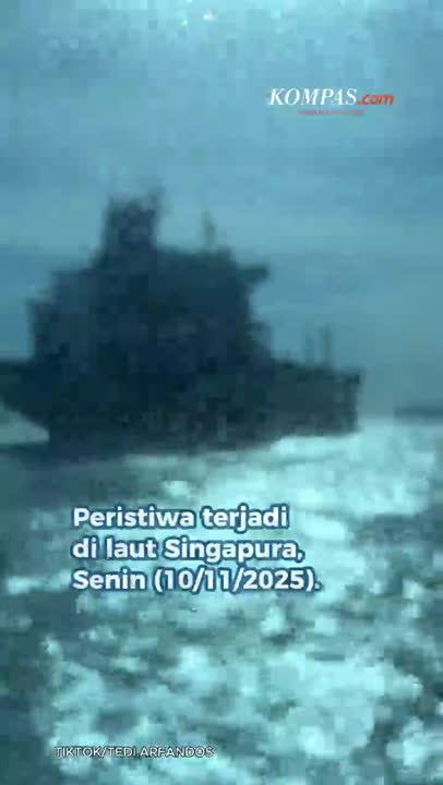 Kapal Feri Tabrakan Dengan Tanker, Penumpang Panik Langsung Pakai Pelampung