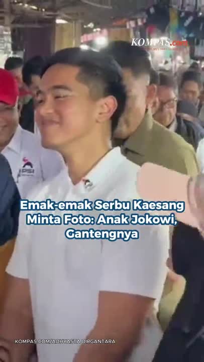 Emak-emak Serbu Kaesang Minta Foto: Anak Jokowi, Gantengnya