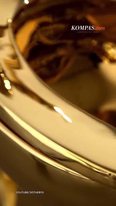 Toilet Emas Bernama "America" Dilelang, Terjual Rp 202 Miliar