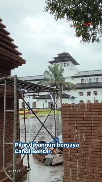 Gerbang Gedung Sate Direnovasi Mirip Candi Saat "Diet" Anggaran…
