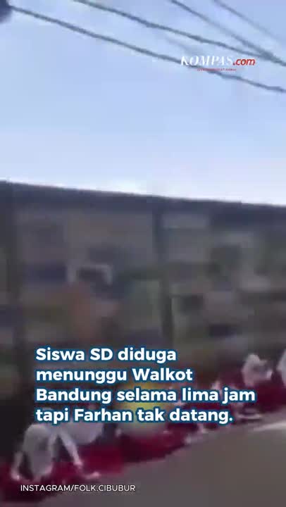 Siswa Tunggu Walkot Bandung 5 Jam Di Pinggir Jalan, Farhan: Miskom