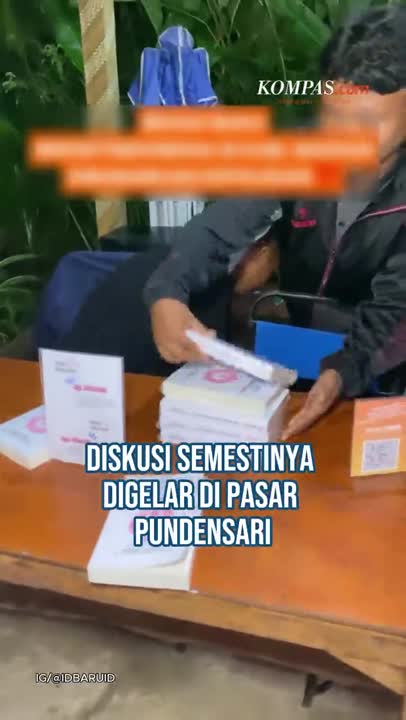 Diskusi Buku "#ResetIndonesia" Di Madiun Dibubarkan Aparat