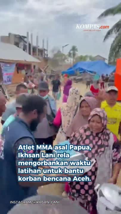 Atlet MMA Asal Papua Jadi Relawan, Bantu Korban Bencana Aceh
