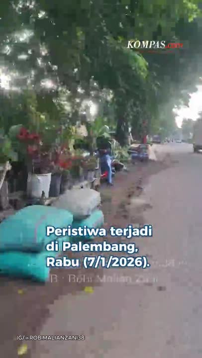 Lawan Arah, Pemotor Melipir Beli Bunga Usai Tepergok Polisi
