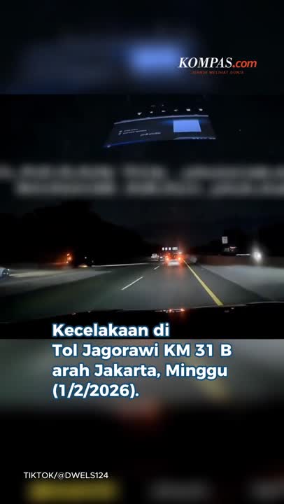 Mobil Mahasiswa Terpental Dan Terbakar Di Tol Jagorawi Usai Ditabrak BMW