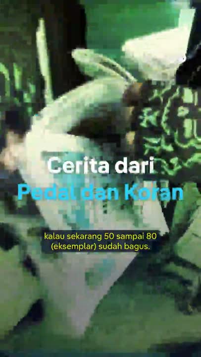 ‘Sunset Industry’ Surat Kabar: Loper Koran Ini Bersepeda 70 KM Untuk Dapat Untung Rp60 Ribu