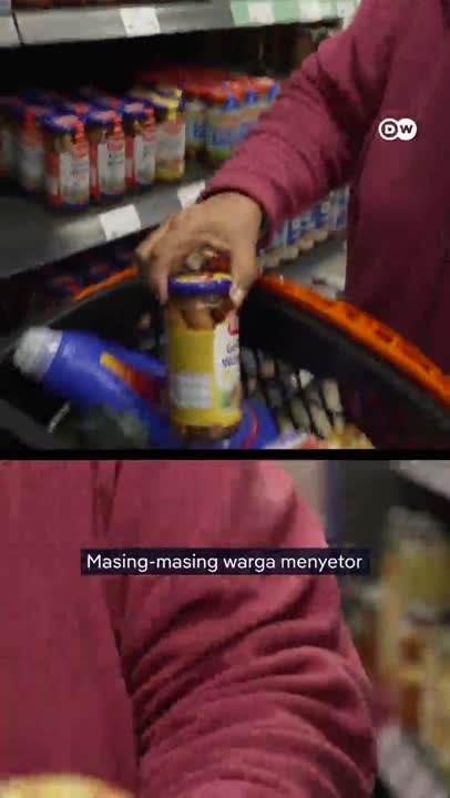 Supermarket Ini Milik Seluruh Warga Desa!