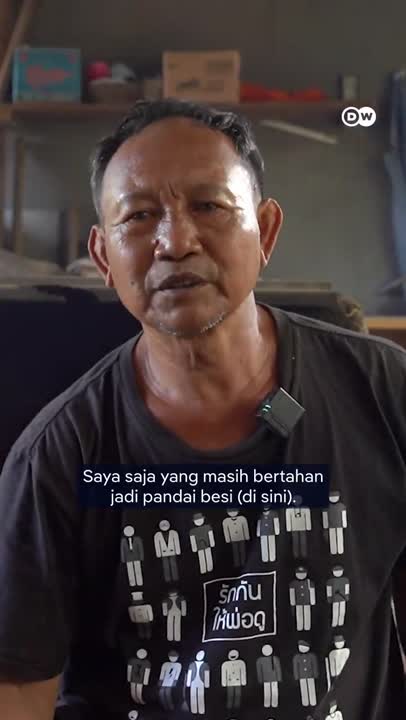 Pandai Besi Nasibmu Kini