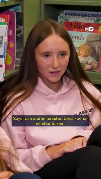 Kota Ini Larang Anak-anak Pakai Ponsel