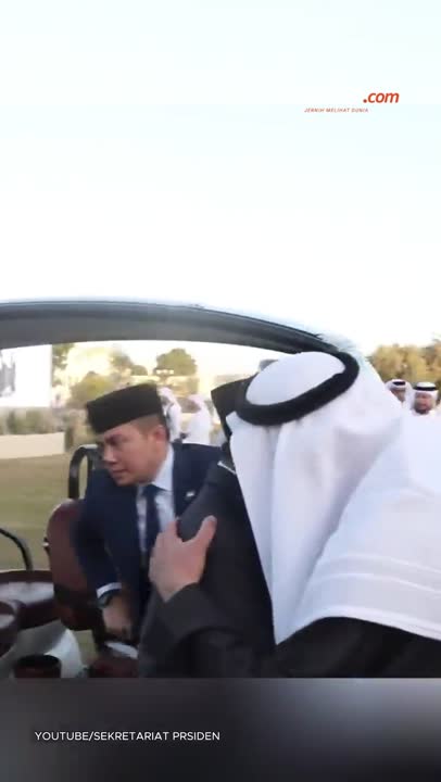 Prabowo Bertemu MBZ, Ngobrol Di Taman Dan Buka Puasa Bareng