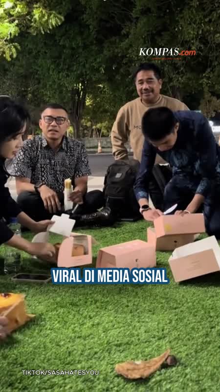 Cerita Di Balik Foto Viral Anang Hermansyah Kerja Kelompok Kuliah