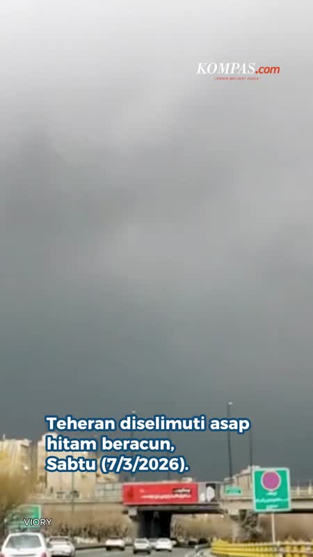 Hujan Hitam Beracun di Teheran Usai Depot BBM Terbakar Dahsyat Diserang Israel