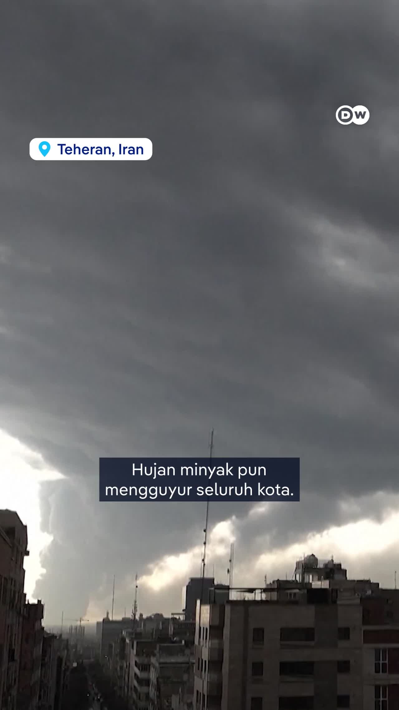 Hujan Minyak Di Teheran