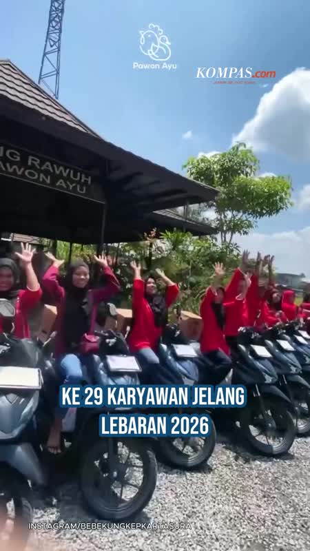 Restoran Ini Hadiahkan Motor, 29 Karyawan Terharu