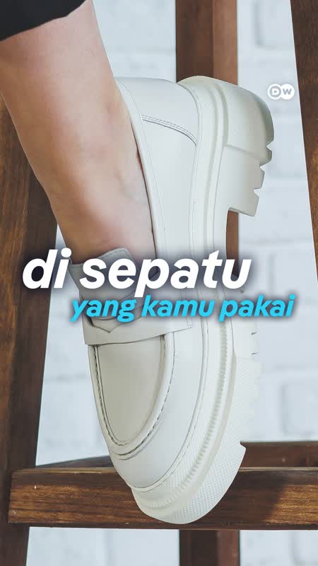 Kulit Asli vs. Kulit Imitasi: Mana yang Lebih Merusak Bumi?