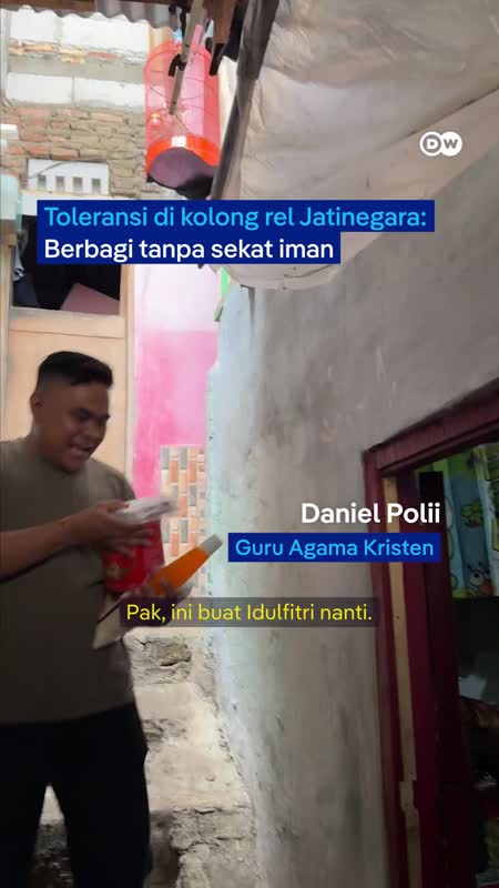 Toleransi Di Kolong Rel Jatinegara: Kisah Guru Kristen Mendampingi Anak-Anak Muslim