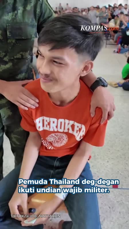 Momen Pemuda Thailand Deg-degan Ikut Undian Wajib Militer