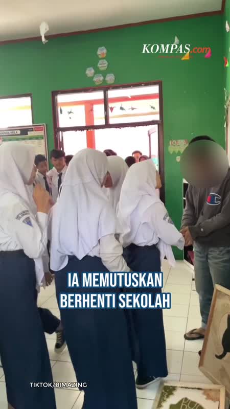 Siswa SMP Pamitan Berhenti Sekolah Demi Bantu Ayah Jualan