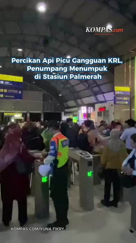 Percikan Api Picu Gangguan KRL, Penumpang Menumpuk Di Stasiun Palmerah