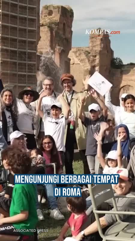 Saat Pengungsi Palestina Menikmati Pemandian Caracalla, Roma