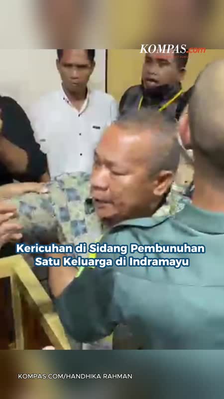 Kericuhan Di Sidang Pembunuhan Satu Keluarga Di Indramayu