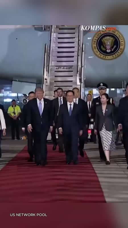 Trump Tiba Di China, Disambut Kibaran Bendera