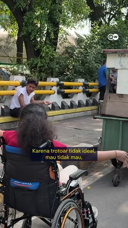 Seberapa Inklusif Trotoar Kita?