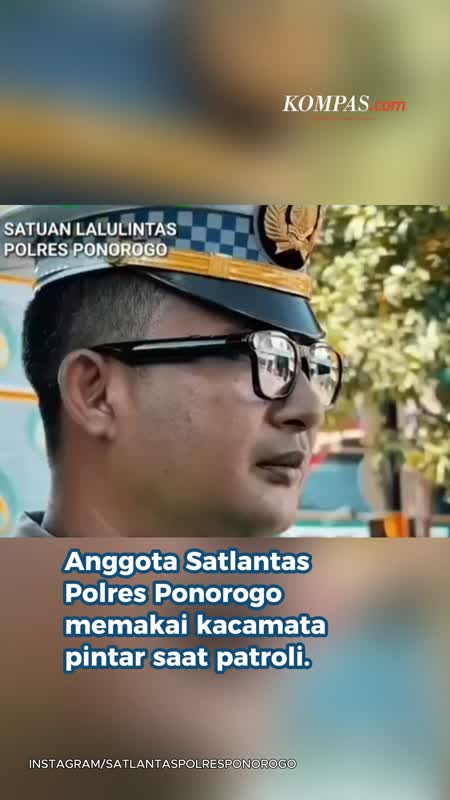 Polisi Ponorogo Pakai Kacamata Pintar Untuk Tilang Elektronik