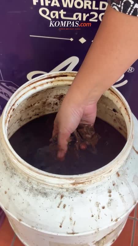 Laundry Ini Cuci Baju Pakai Sampah Buah