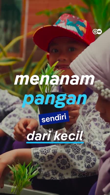 Belajar Menanam Makanan di Tengah Kota Jakarta