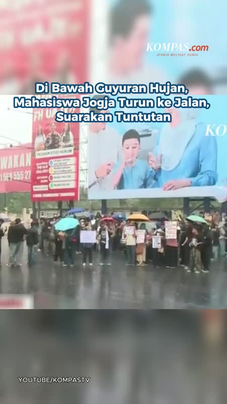 Di Bawah Guyuran Hujan, Mahasiswa Jogja Turun Ke Jalan, Suarakan Tuntutan