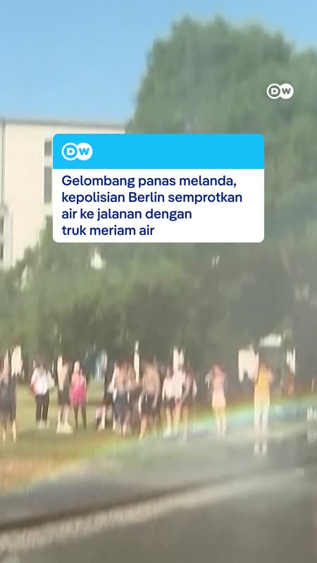 Polisi Berlin Kerahkan Meriam Air Di Tengah Gelombang Panas