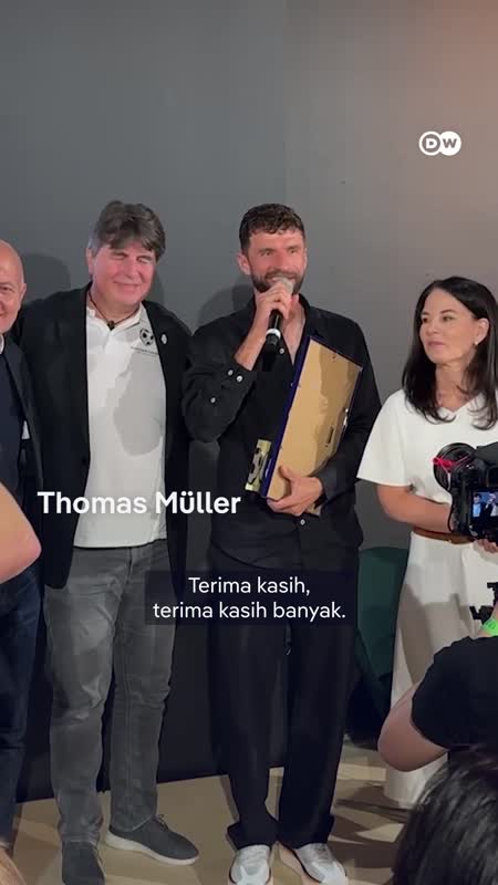 Cara Menyebut Nama "Thomas Müller" Oleh Thomas Müller Sendiri