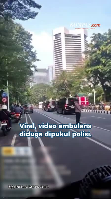 Polisi Bantah Pukul Kaca Ambulans Di Jakpus, Tangan Tak Sengaja Kena Spion