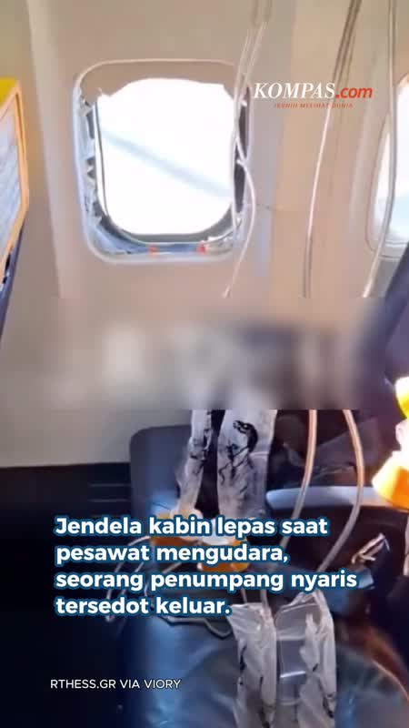 Penumpang Nyaris Tersedot Keluar Gara-gara Jendela Pesawat Lepas