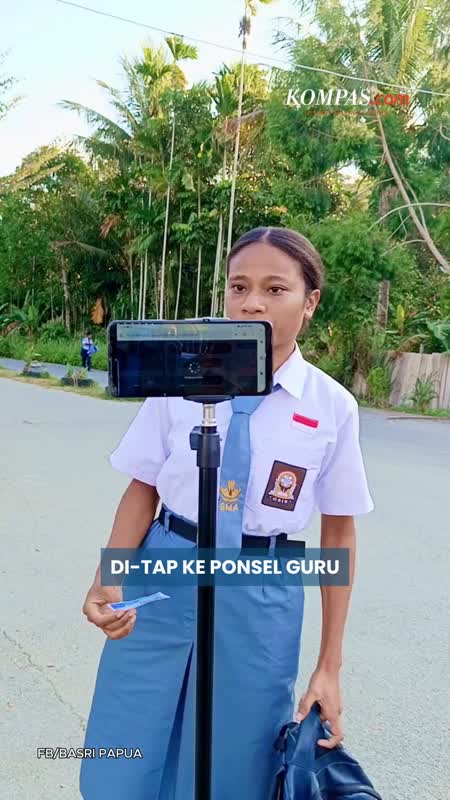 Siswa SMK N 5 Penerbangan Jayapura Presensi Pakai Kartu Pelajar