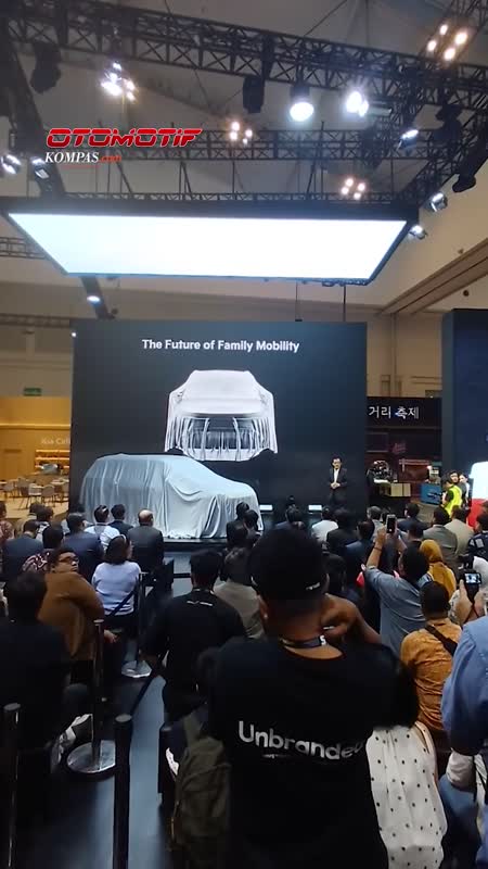 Kia Carens EV Concept Diperkenalkan Di GIIAS 2026