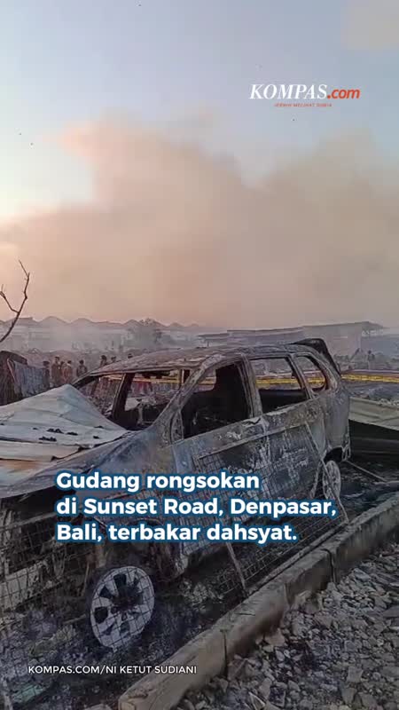 Kebakaran Dahsyat Gudang Rongsokan Di Sunset Road Bali, Area 2,5 Hektar Hangus