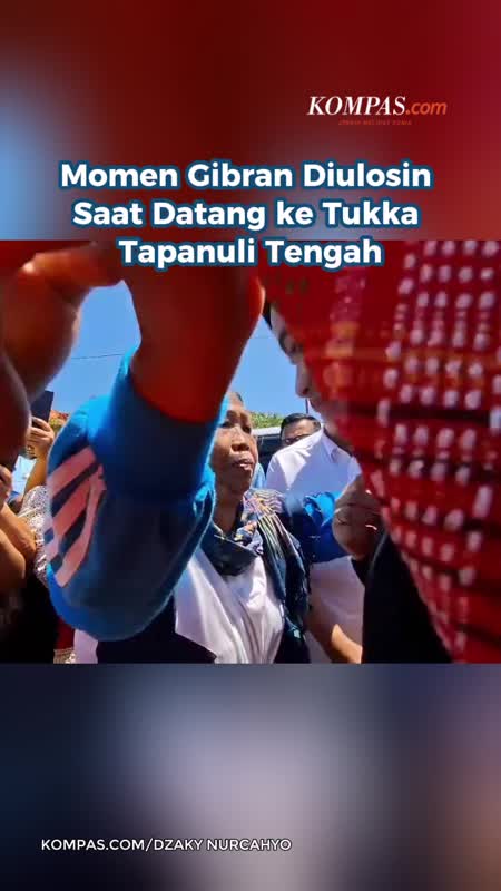 Momen Gibran Diulosin Saat Datang Ke Tukka Tapanuli Tengah