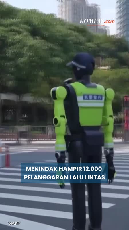 Robot Polantas China Tilang 12.000 Pelanggar Dalam 3 Hari