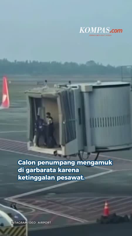 Penumpang Ngamuk Di Garbarata Karena Telat Masuk, Minta Pesawat Balik