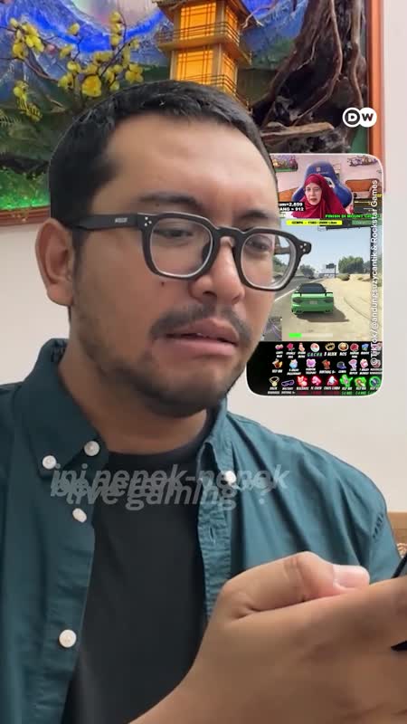 Nenek Gamer Ini Punya Puluhan Pengikut