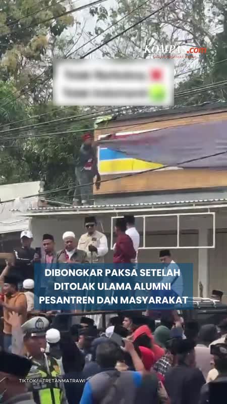 Ditolak Ulama, Gerai Minimarket di Pamekasan Dibongkar Paksa Pakai Alat Berat